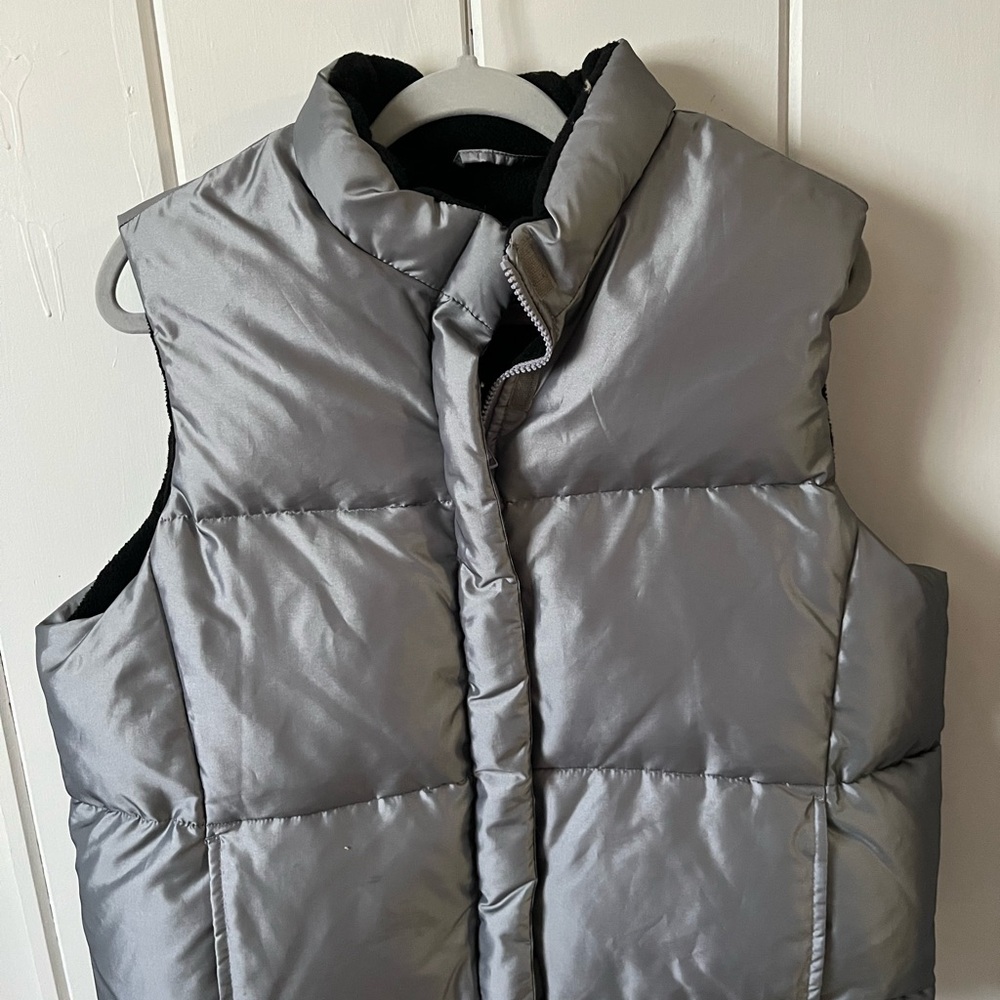 Stylish Silver Puffer Vest